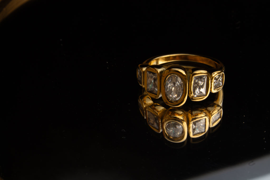 SELENA ring